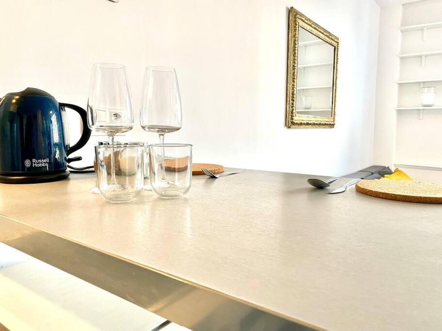 Studio Muranow By Esteum Host Apartment Warsawa Bagian luar foto